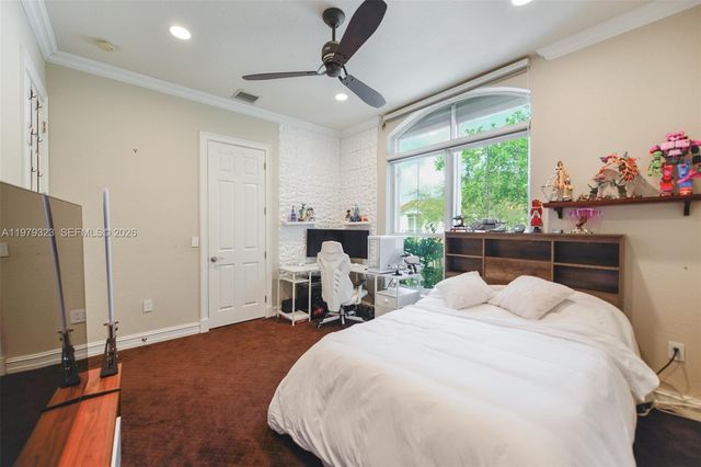 1448 Mariner Way, Hollywood, FL 33019