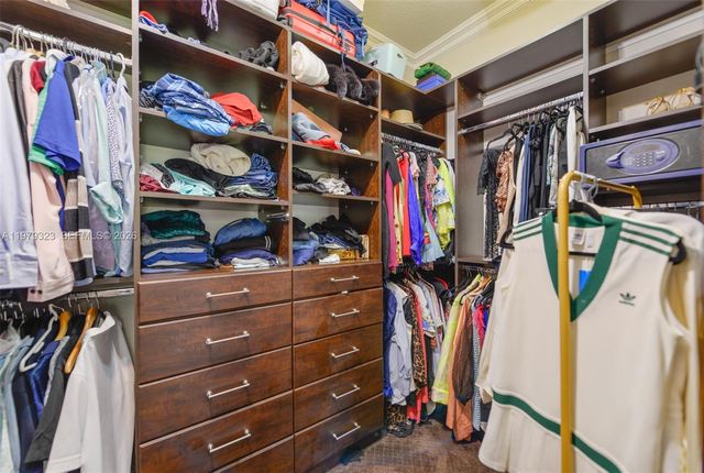 1448 Mariner Way, Hollywood, FL 33019