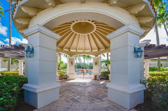 1448 Mariner Way, Hollywood, FL 33019