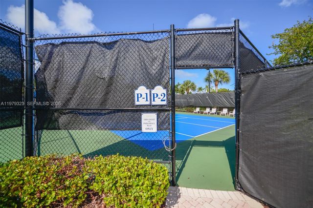 1448 Mariner Way, Hollywood, FL 33019