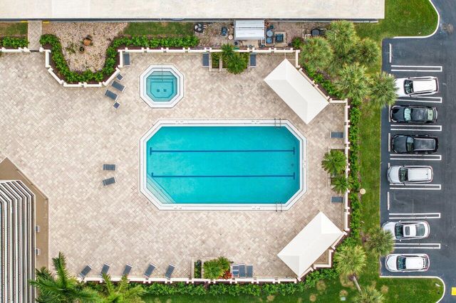 2400 Presidential Way 1505, West Palm Beach, FL 33401