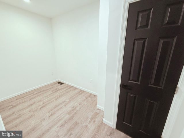 2142 PENROSE AVE, Baltimore, MD 21223