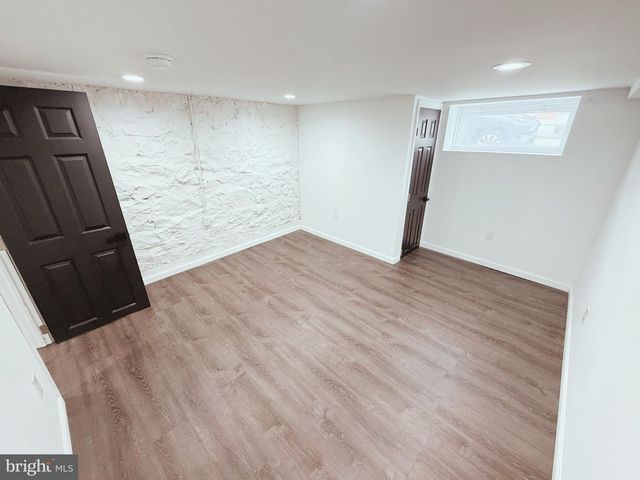 2142 PENROSE AVE, Baltimore, MD 21223