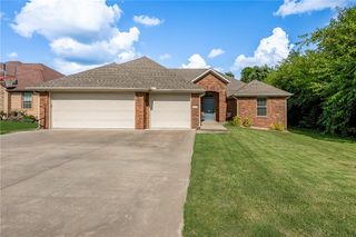219 Monroe Street, Centerton, AR 72719