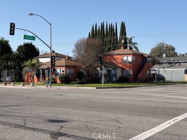 4255 N Bellflower, Long Beach, CA 90808