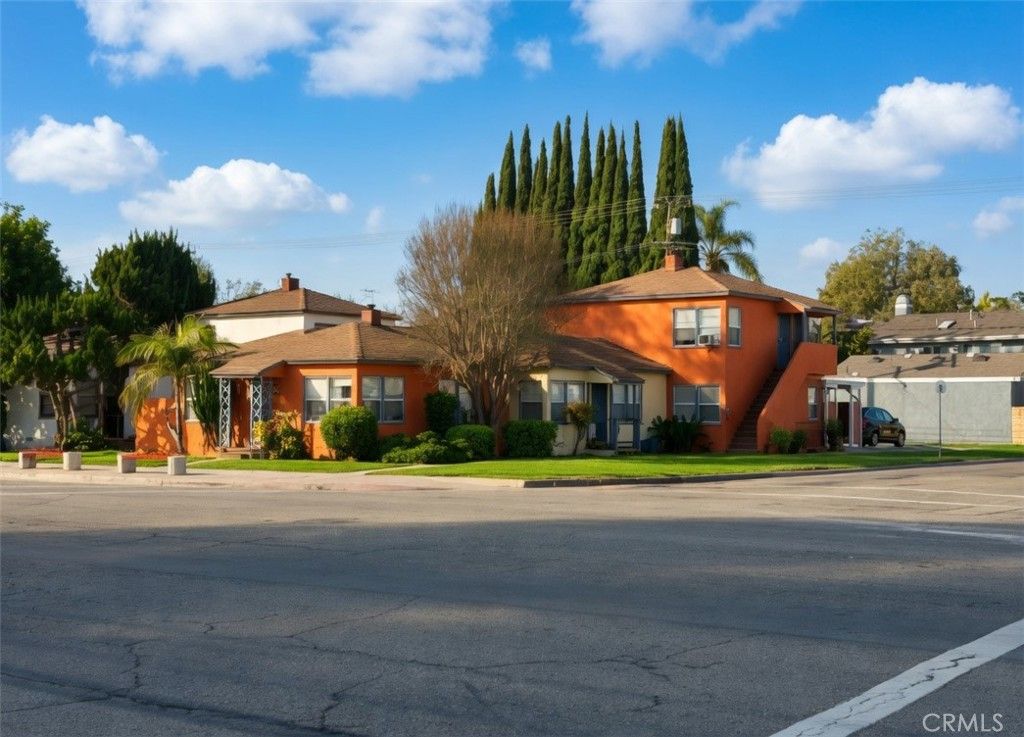 4255 N Bellflower, Long Beach, CA 90808