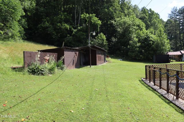 1528 Irondale Road, Big Stone Gap, VA 24219