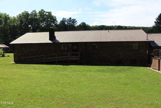 1528 Irondale Road, Big Stone Gap, VA 24219