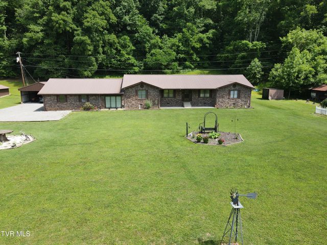 1528 Irondale Road, Big Stone Gap, VA 24219