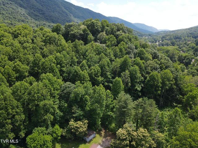 1528 Irondale Road, Big Stone Gap, VA 24219