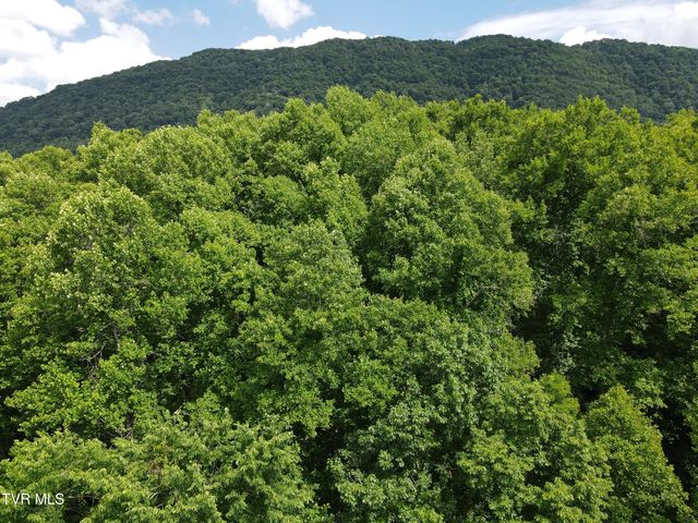 1528 Irondale Road, Big Stone Gap, VA 24219