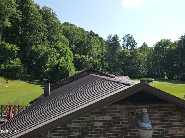 1528 Irondale Road, Big Stone Gap, VA 24219