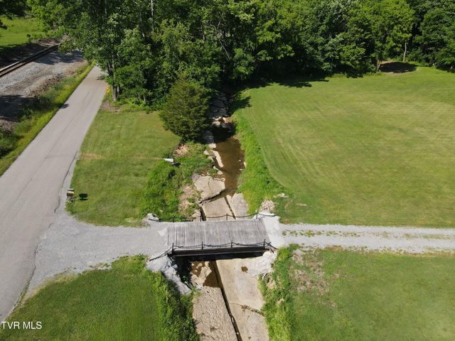1528 Irondale Road, Big Stone Gap, VA 24219