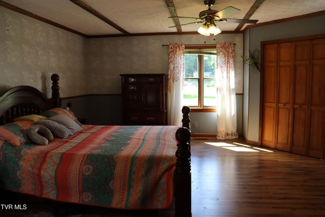 1528 Irondale Road, Big Stone Gap, VA 24219