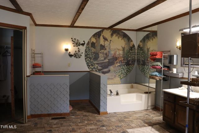 1528 Irondale Road, Big Stone Gap, VA 24219
