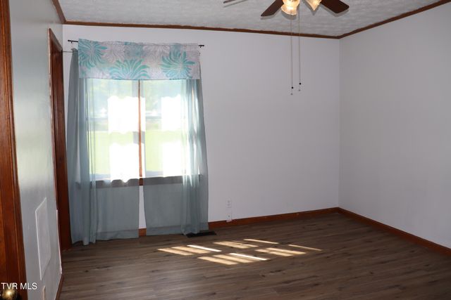 1528 Irondale Road, Big Stone Gap, VA 24219