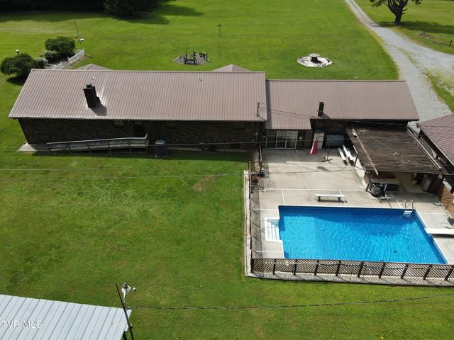 1528 Irondale Road, Big Stone Gap, VA 24219