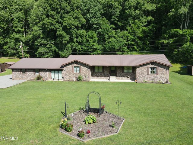 1528 Irondale Road, Big Stone Gap, VA 24219