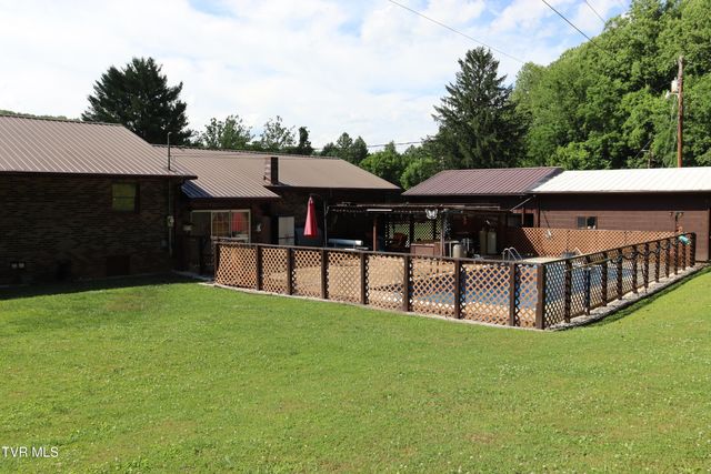 1528 Irondale Road, Big Stone Gap, VA 24219