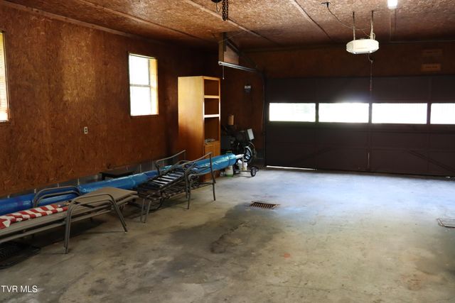1528 Irondale Road, Big Stone Gap, VA 24219