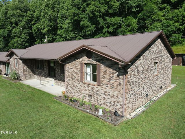 1528 Irondale Road, Big Stone Gap, VA 24219