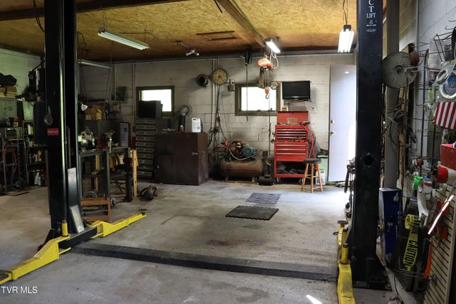 1528 Irondale Road, Big Stone Gap, VA 24219