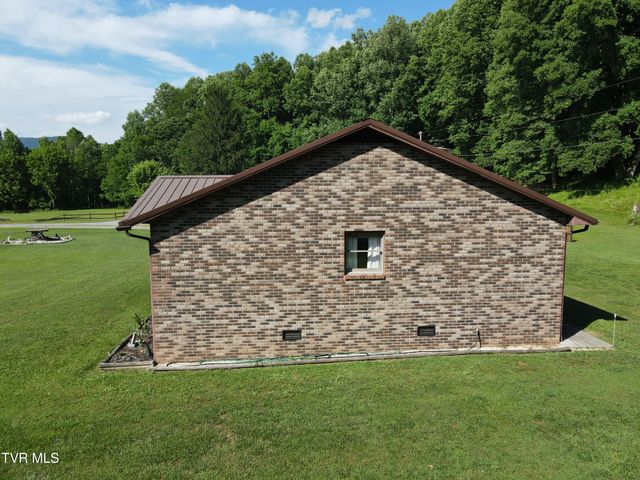 1528 Irondale Road, Big Stone Gap, VA 24219