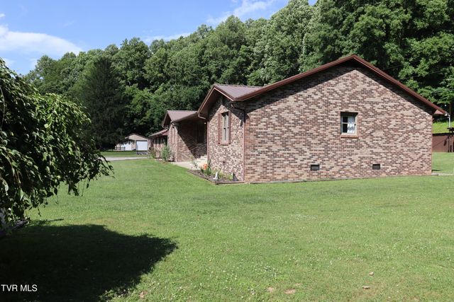 1528 Irondale Road, Big Stone Gap, VA 24219