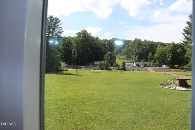 1528 Irondale Road, Big Stone Gap, VA 24219