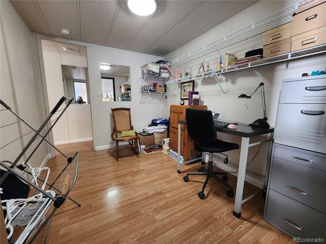 729 W 17th Avenue W, Longmont, CO 80501