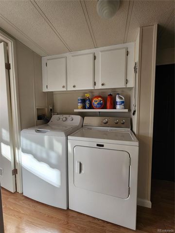 729 W 17th Avenue W, Longmont, CO 80501