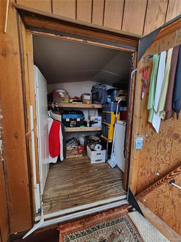 729 W 17th Avenue W, Longmont, CO 80501