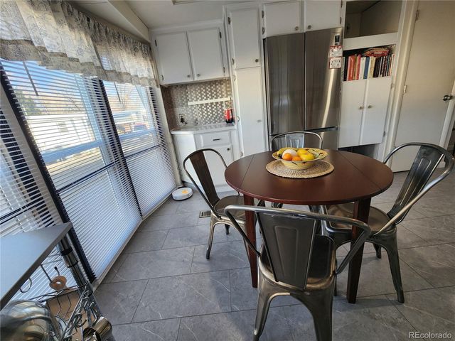 729 W 17th Avenue W, Longmont, CO 80501