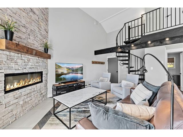 9825 Ryan Gulch Rd 304, Silverthorne, CO 80498