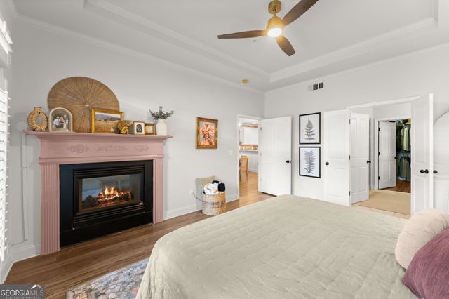 812 Creek View Lane, Roswell, GA 30075