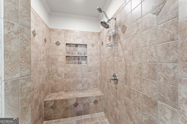 812 Creek View Lane, Roswell, GA 30075
