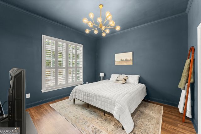 812 Creek View Lane, Roswell, GA 30075