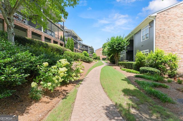812 Creek View Lane, Roswell, GA 30075