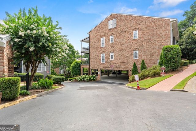 812 Creek View Lane, Roswell, GA 30075