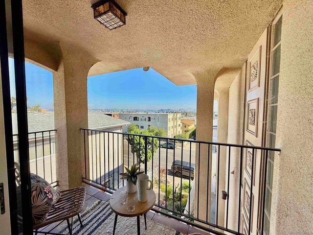 370 Rosecrans St 302, San Diego, CA 92106