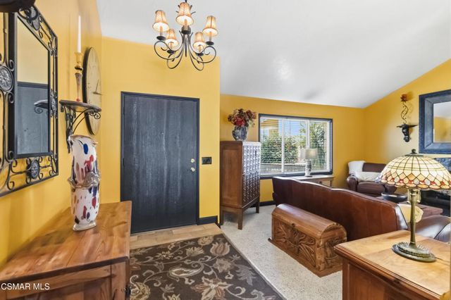 2624 Sasha Court, Simi Valley, CA 93063