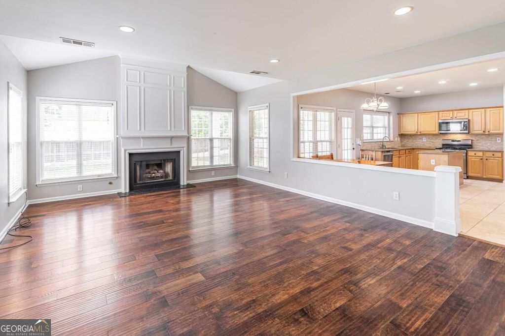 230 Albrighton Court, Suwanee, GA 30024 — photo 3