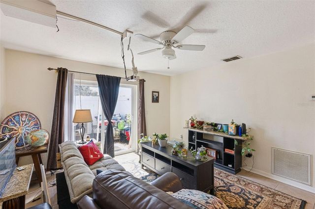 238 RIDGECREST LOOP, Minneola, FL 34715