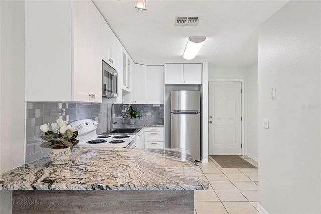 238 RIDGECREST LOOP, Minneola, FL 34715