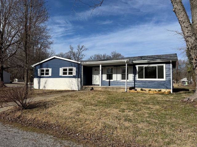 1350 Sebring Way, Carbondale, IL 62901