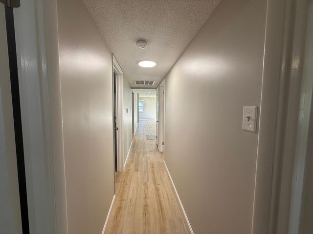 1350 Sebring Way, Carbondale, IL 62901