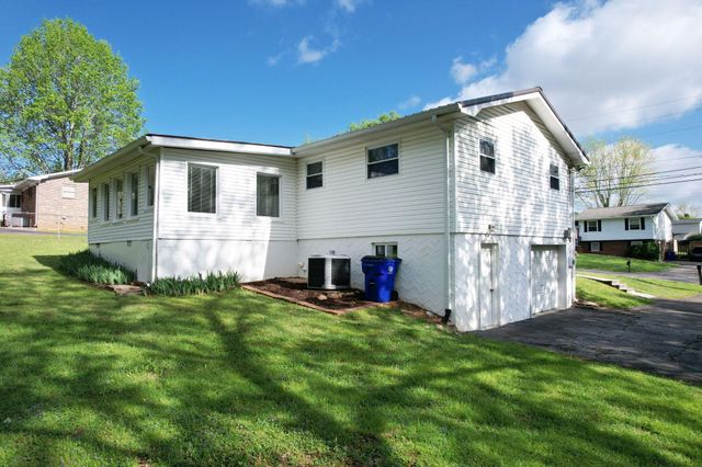 971 Hamilton Circle Circle NW, Cleveland, TN 37312