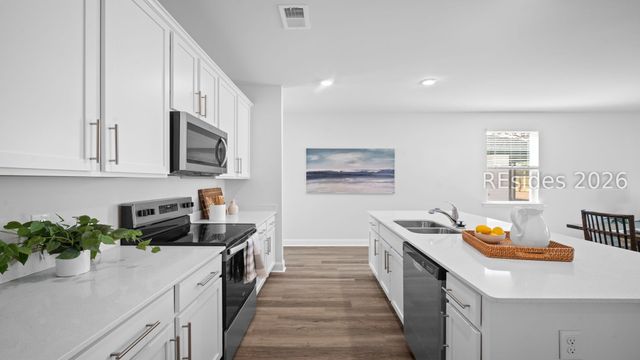 743 Sanctum St, Ridgeland, SC 29936