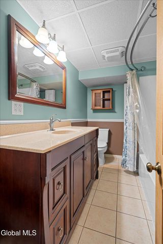 11 Greybirch Trail, Ballston Spa, NY 12020