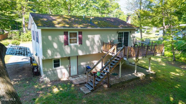 11 Greybirch Trail, Ballston Spa, NY 12020